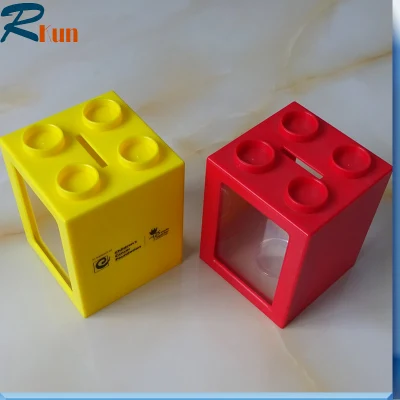 Hucha de plástico con forma de cubo, alcancía roja